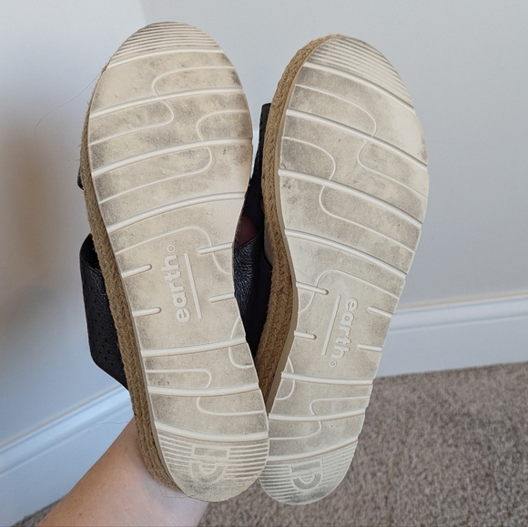 Earth Modena Marigold Black Leather Platform Sandal sz 11 - Picture 7 of 7